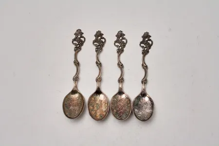 Skedar 4st 10,5cm, Thorvald Marthinsen, silver 830/1000, 29,78g.