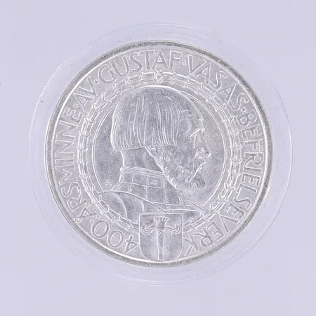 Jubileumsmynt 2kr Gustaf V Sveriges Konung - 400 årsminne av Gustaf Vasas Befrielseverk, i etui, silver 830/1000 Vikt: 15 g