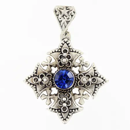 Hänge med blå sten 54x40mm, ostämplad, silver. Vikt: 12,2 g