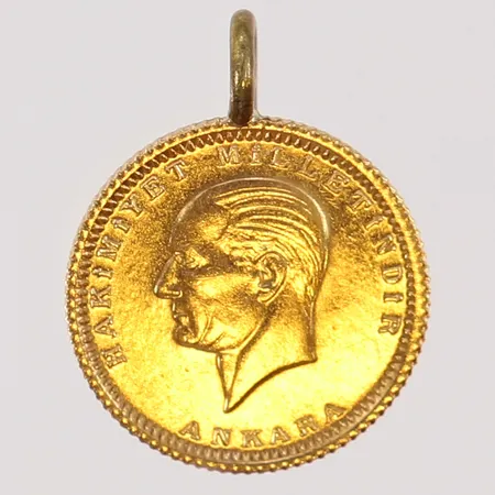 Hänge/mynt Ataturk, Ø14,5mm, 1923, med ögla i oädel metall 22K.  Vikt: 1,9 g