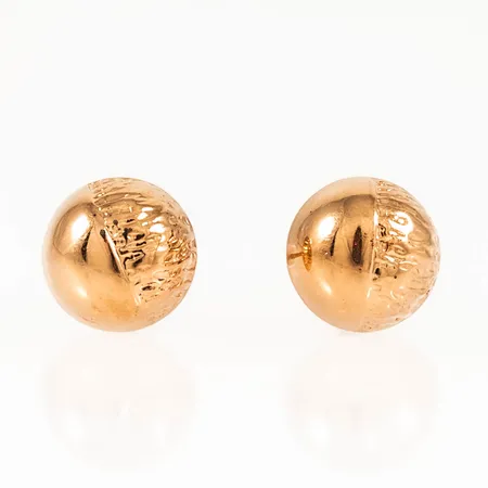 Örhängen halvkula Ø 8mm, snurrebussar saknas, men nya i plast medföljer, 18K 1,0g. 