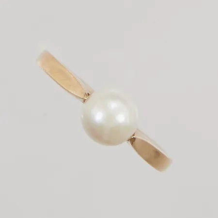 Ring stl:16 pärla ca 6mm 18K 2,1g.