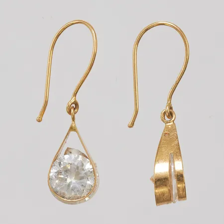 Örhängen med vita stenar, krok, längd 25mm, bredd 7mm, 18K, Vikt: 1,8g Vikt: 1,8 g