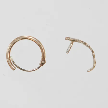 Diverse silver, defekt, 925/1000 silver, Vikt: 0,5g Vikt: 0,5 g