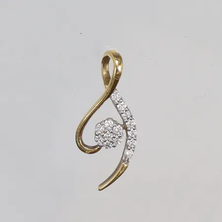 Hänge med diamanter 14xca0,01-0,015ct 9x20mm 18K Vikt: 0,9 g