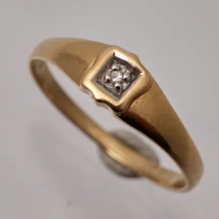 Ring stl:14 bredd 1,4-4,4mm, diamant ca Ø1mm, 8/8 slipad, Guldfynd, 18K, 0,84g.