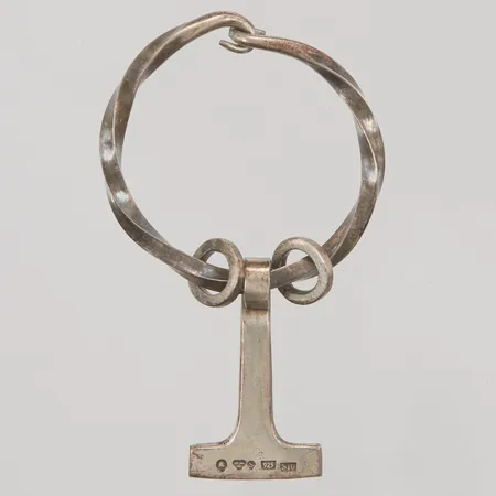 Hänge "Tors hammare" 75x45mm 925/1000 Silver 20,3g.