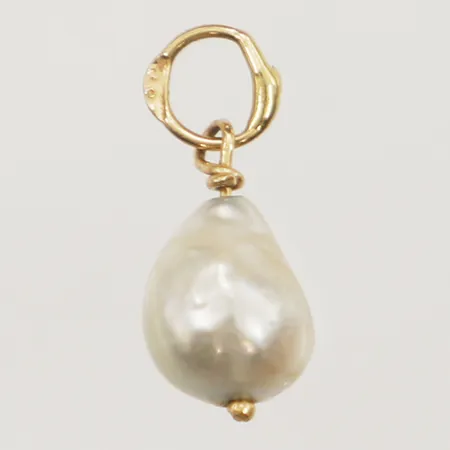 Hänge med barock pärla, längd 13,8mm, bredd 6,5mm 18K Vikt: 0,5 g