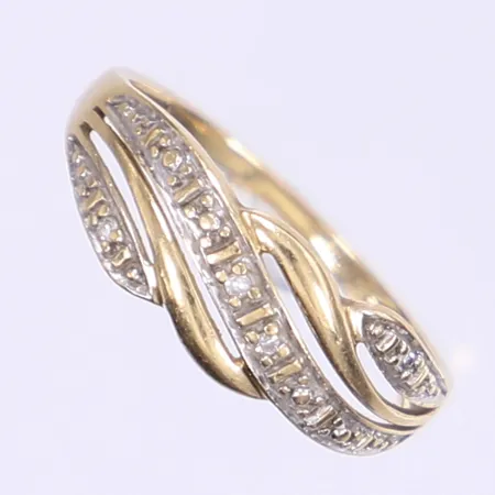 Ring med vita stenar stl:17¾ GHA 18K Vikt: 2,1 g