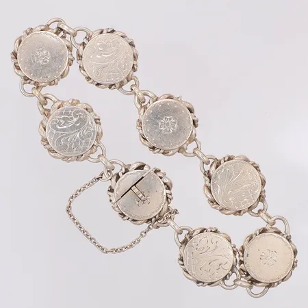 Armband mönstrat Orlow Th Lewinsohn år 1947 20,5cm bredd 17,5mm, säkerhetskedja, 830/1000 silver Vikt: 40,6 g