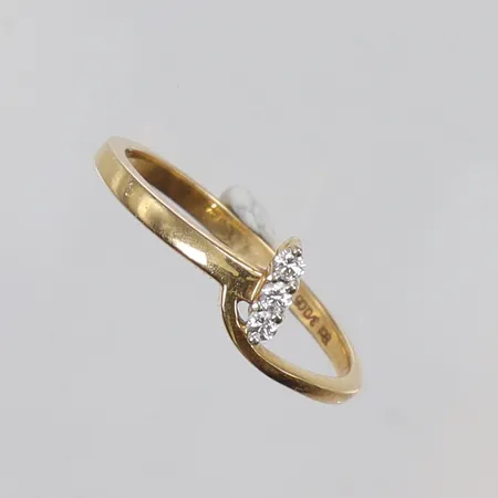 Ring med diamanter 3xca0,02ct stl:16 bredd 1,5-5mm 18K Vikt: 1,5 g