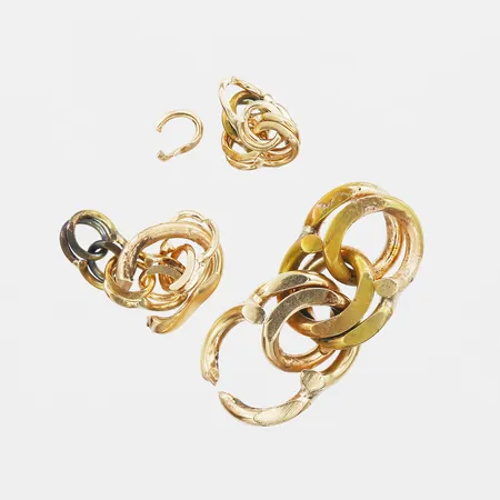 Diverse länkbitar, defekta, 18K Vikt: 4,9 g