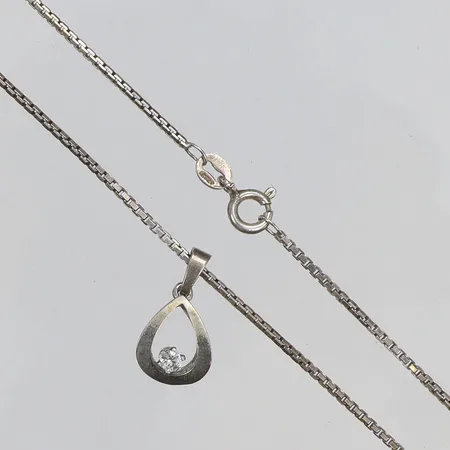 Diverse silver, 830/925/1000 Vikt: 4,2 g