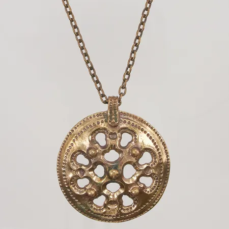 Collier Kalevala Korun ca 70cm, hänge Ø53mm, brons.