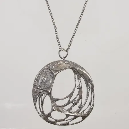 Collier Karl Laine "Spiderweb" 60cm hänge ca 69mm Finland 925/1000 Silver 34,1g.