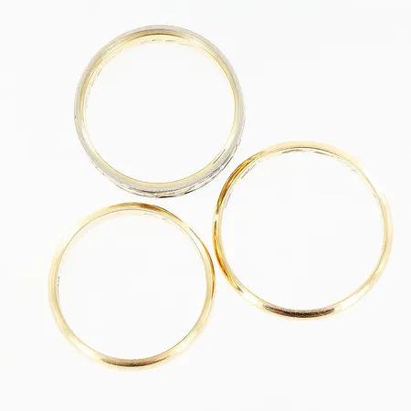 3 ringar, gravyrer, 18K Vikt: 16,8 g