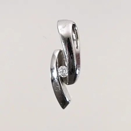 Hänge med diamant 0,05ct längd 18,5mm bredd 6mm vitguld 18k 1,6g