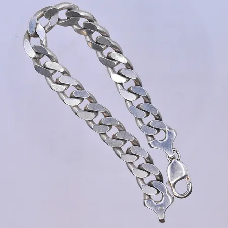 Armband Pansar Guldfynd längd 22 cm, bredd 11 mm silver 925/1000. Vikt: 54,1 g