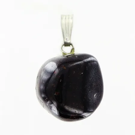 Hänge med röd/brun sten 25x15mm, ögla i metall.