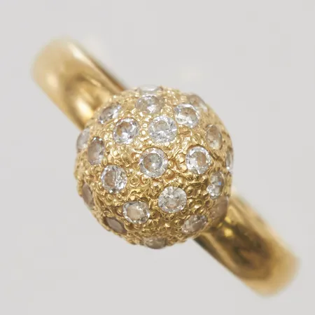 Ring med vita stenar stl:15¾, 2,5-8mm, 14K, Vikt: 2,6g Vikt: 2,6 g