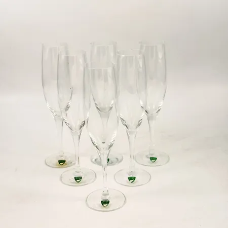 Champagneglas 5 st Orrefors,höjd ca 21 cm. Skickas med postpaket.
