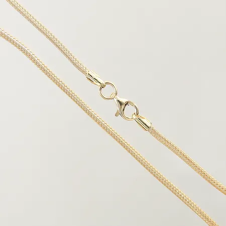 Kedja Rävsvans längd 46cm bredd 1,8mm något skev 18K  Vikt: 4,8 g