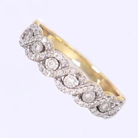 Ring med diamanter defekt saknar flertalet stenar 18K Vikt: 2,3 g