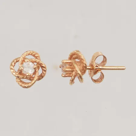 Örhängen 6mm vita stenar 18K 1,4g.