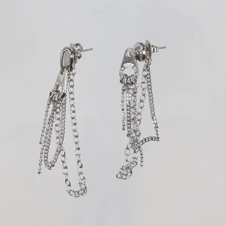 Ett par Örhängen Marc by Marc Jacobs 9x70mm, stål, nyskick 