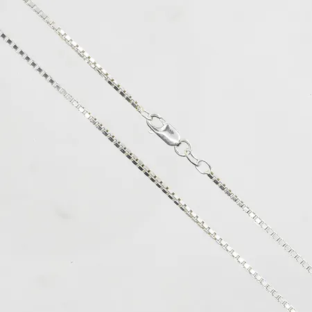 Kedja Venezia GFAB längd 60½cm, bredd 2mm, 925/1000 silver. Vikt: 10,4 g