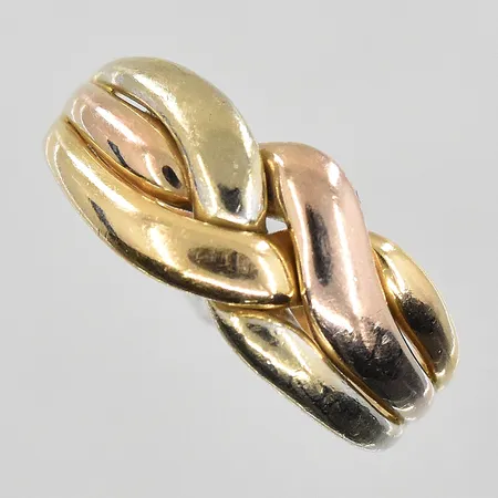 Ring flerfärgat guld stl:18½, bredd 3-9mm, 18K. Vikt: 5,2 g