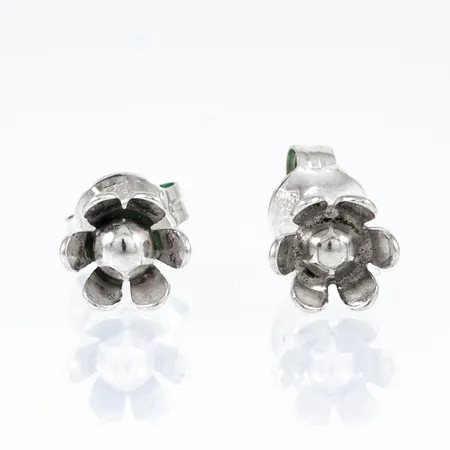 Örhängen blommor Ø 7mm silver 1,1g. 