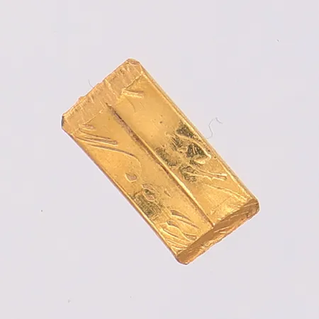 Guldbit 21K Vikt: 1,1 g