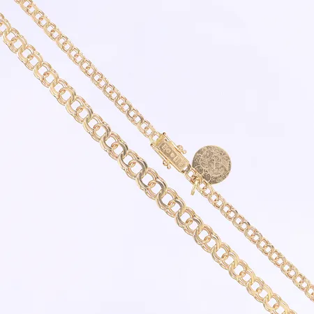 Halscollier doserad Bismarck 44cm, bredd 4-6mm, graverad berlock fäst vid lås går ej att ta av, 18K Vikt: 16,6 g