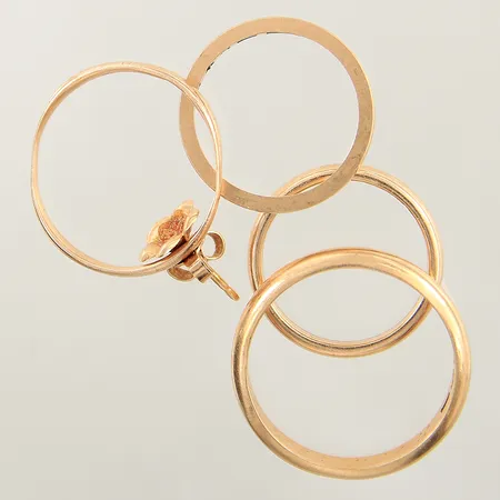 Diverse guldsmycken udda, gravyr 18K Vikt: 14,6 g