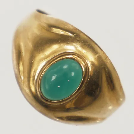 Ring med krysopras stl:16, bredd 12,2mm, 18K  Vikt: 2 g