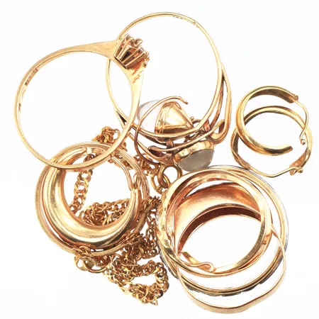 Diverse smycken med defekter och några med stenar,18k. Vikt: 24,9 g