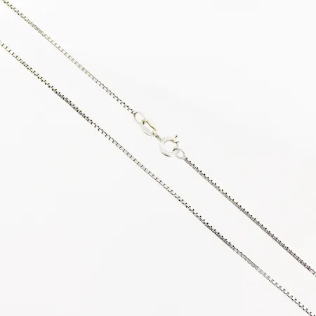 Kedja Venezia Guldfynd längd 51cm bredd 1mm, silver 925/1000. Vikt: 3,5 g