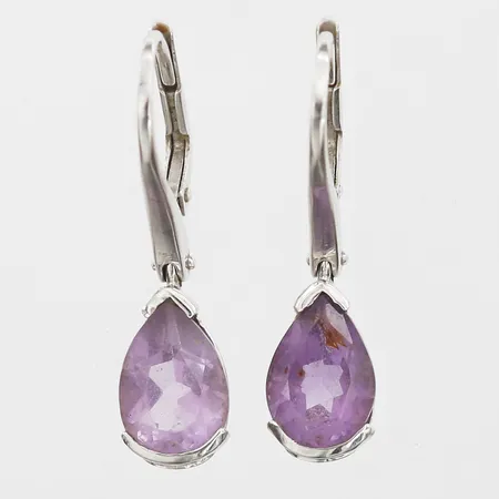 Örhängen ametist, längd: 29mm, bredd: 7mm, Le-Gi Italien, vitguld 18K Vikt: 4,5 g