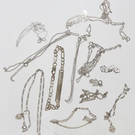 Diverse silver, defekter, stenar, 925/1000 silver Vikt: 26,4 g