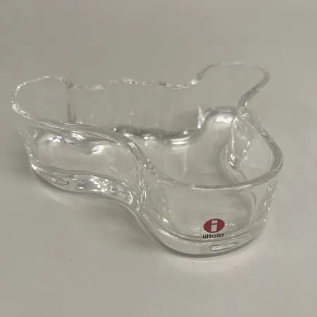 Skål Savoy, Alvar Aalto, Iittala, höjd 4cm, bredd 14cm, etikettmärkt klarglas Vikt: 0 g Skickas med paket.