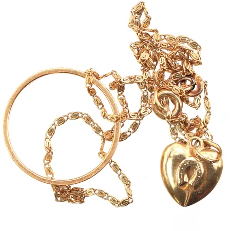 Trasigt och graverade smycken,18k. Vikt: 6,1 g