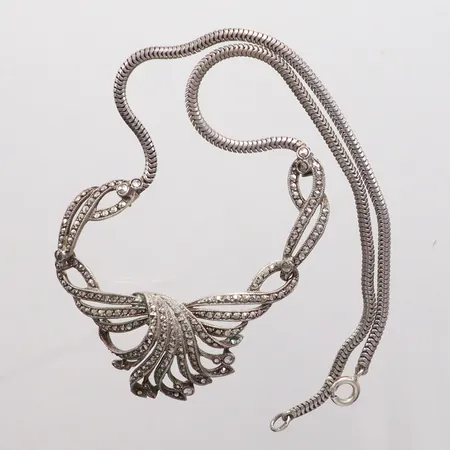 Collier med markasiter längd 41cm silver 925/1000  Vikt: 20,5 g