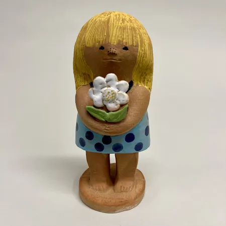 Figurin Eva 2 design Lisa Larson (1931-2024), Gustavsberg, höjd 21cm, stämpelmärkt, slitage/nagg på bas, delvis glaserat stengods