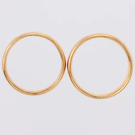 2 Ringar, släta, gravyr, 18K  Vikt: 20,1 g
