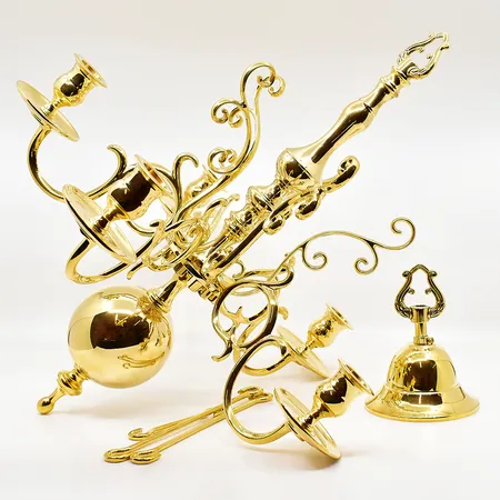 Ljuskrona Skultuna 1607 mässing 5-armad höjd 48cm bredd 42cm B12, 3st förlängningsdelar takkopp kvitto år 2025 Skickas med postpaket.