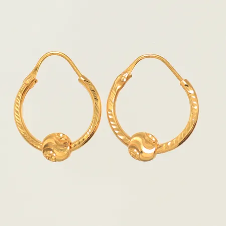 Ett par örhängen med kulor 18x16mm, 21K, 1,2g 