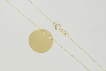 Halskedja med hänge längd 44 cm graverad 14K  Vikt: 1,5 g