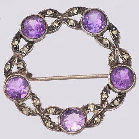 Silverbrosch med lila stenar och pyriter 29mm, 830/1000 Vikt: 4,8 g
