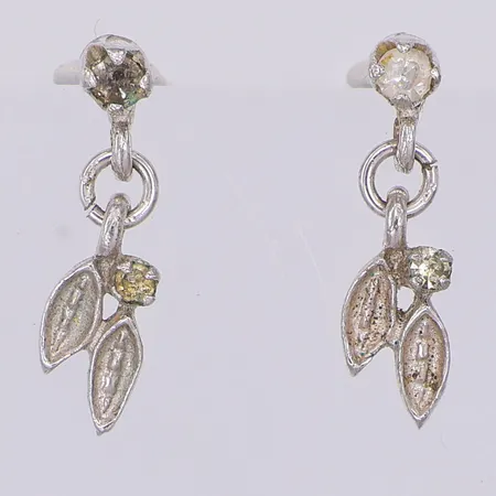 Silverörhängen med vit sten 12mm, 830/1000 Vikt: 1,6 g